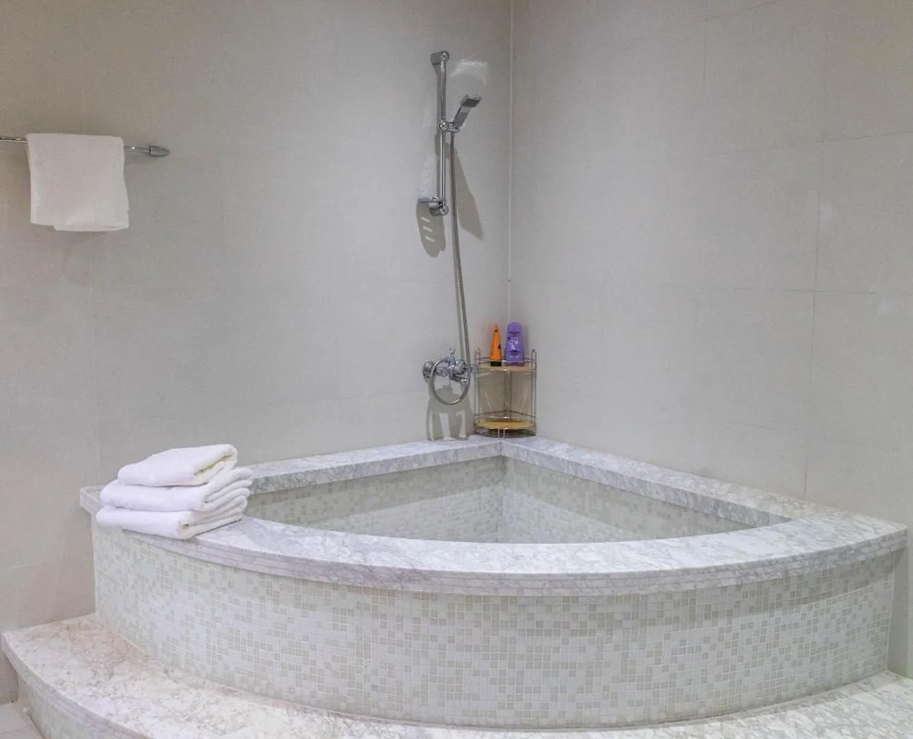 Angoni Villa Dıraç Arnavutluk