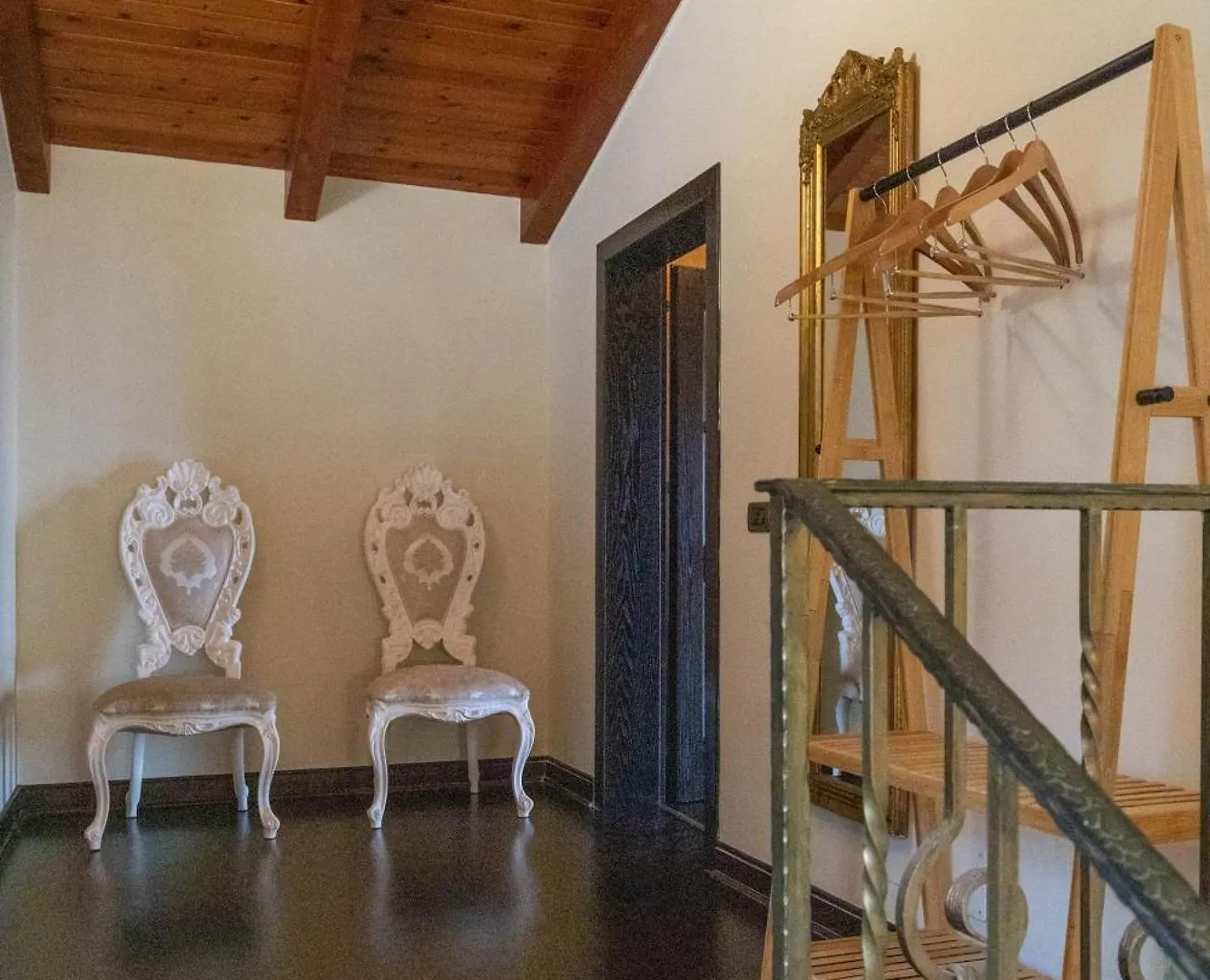 Angoni Villa Dıraç Konukevi