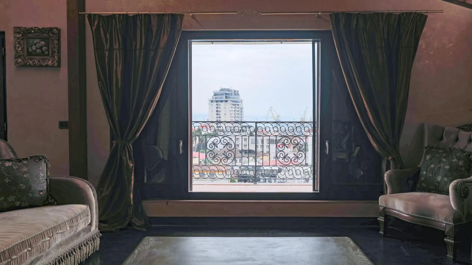 Konukevi Angoni Villa Dıraç