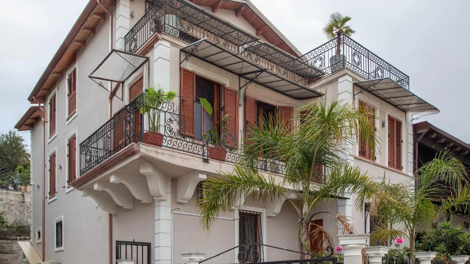 Gasthof Angoni Villa Durrës